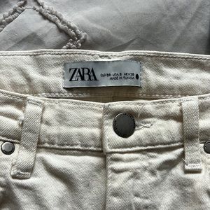 Zara off white jeans